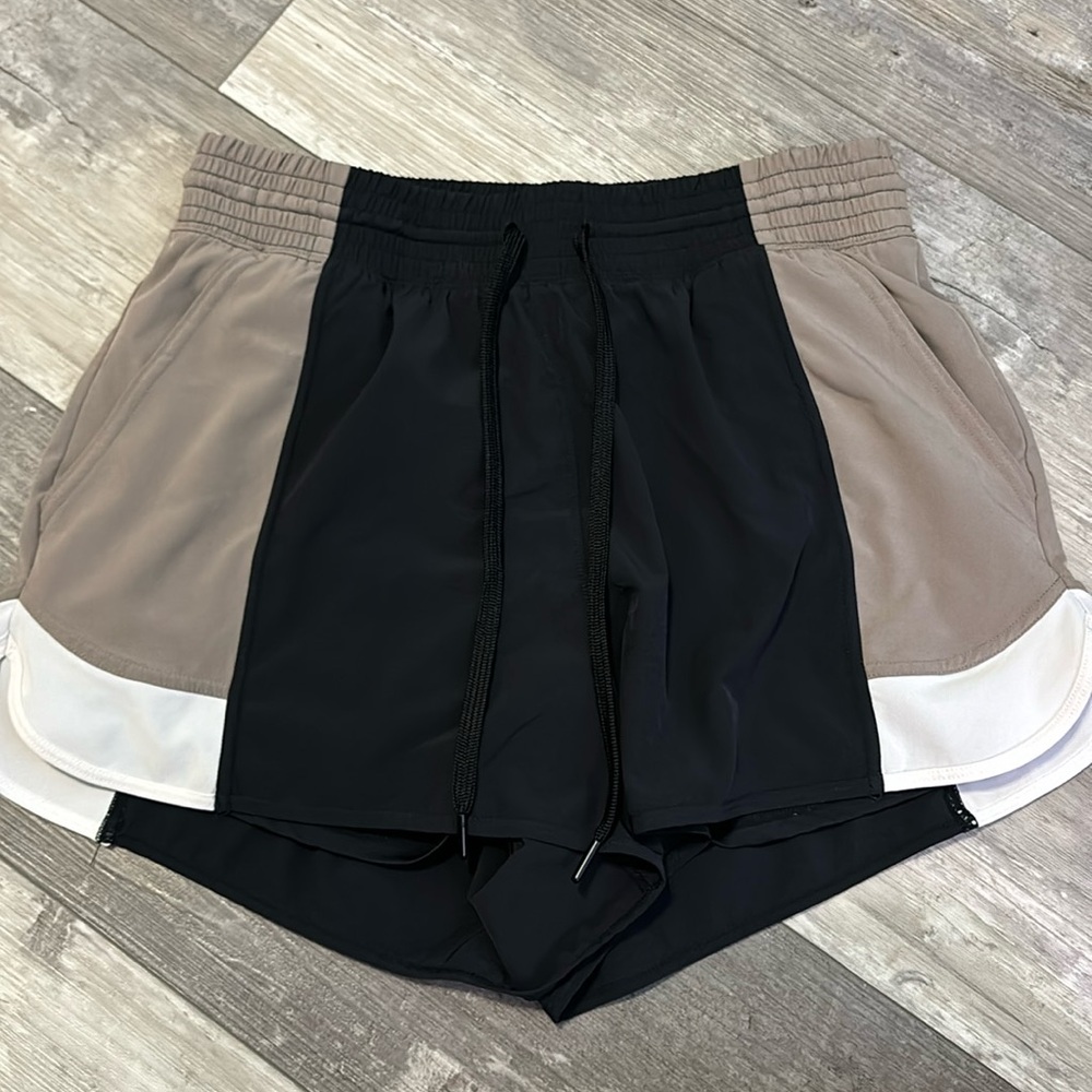 YPB Abercrombie High Rise Lined Workout Short